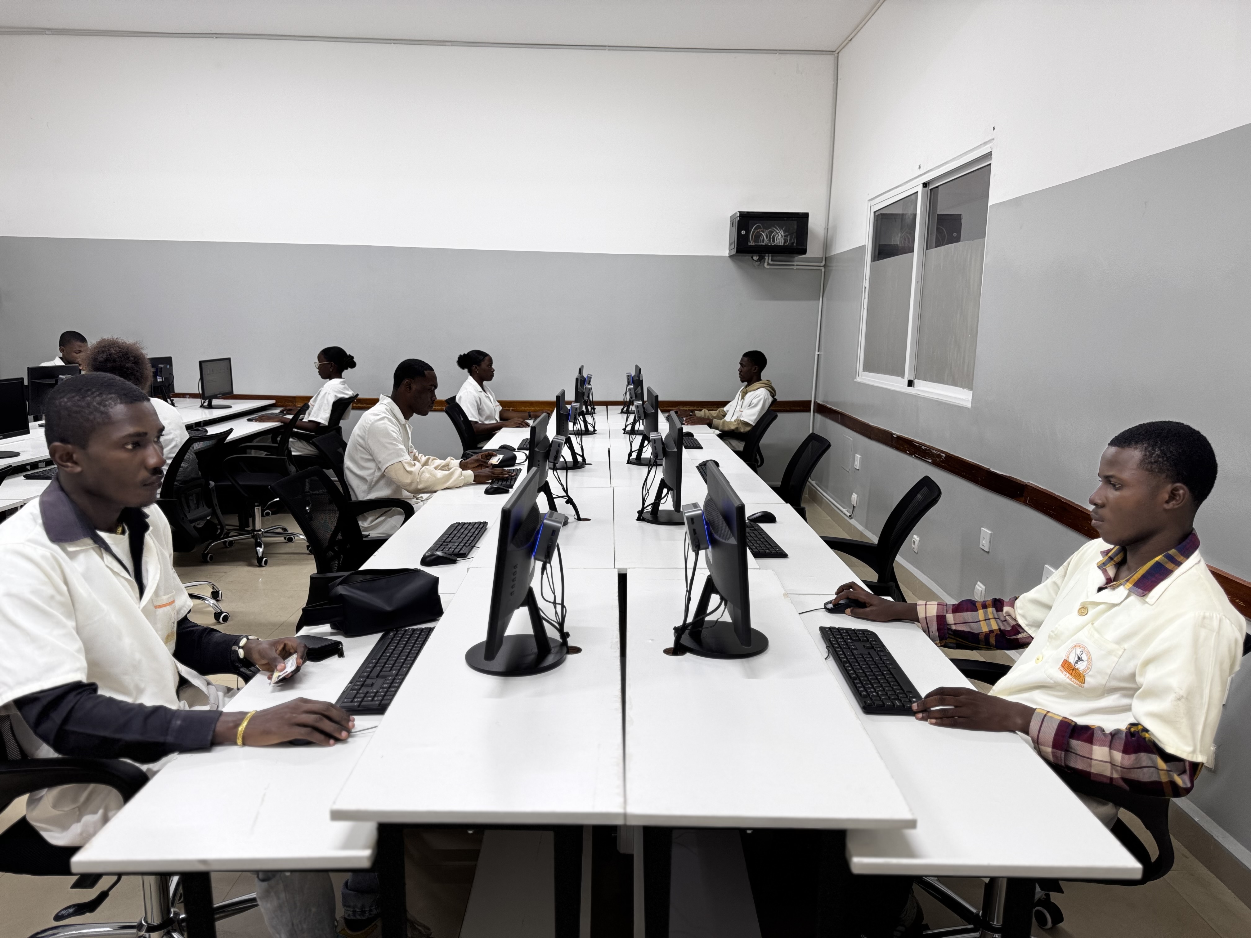 Laboratório SmartTech ITPSEN – Onde a tecnologia encontra a excelência